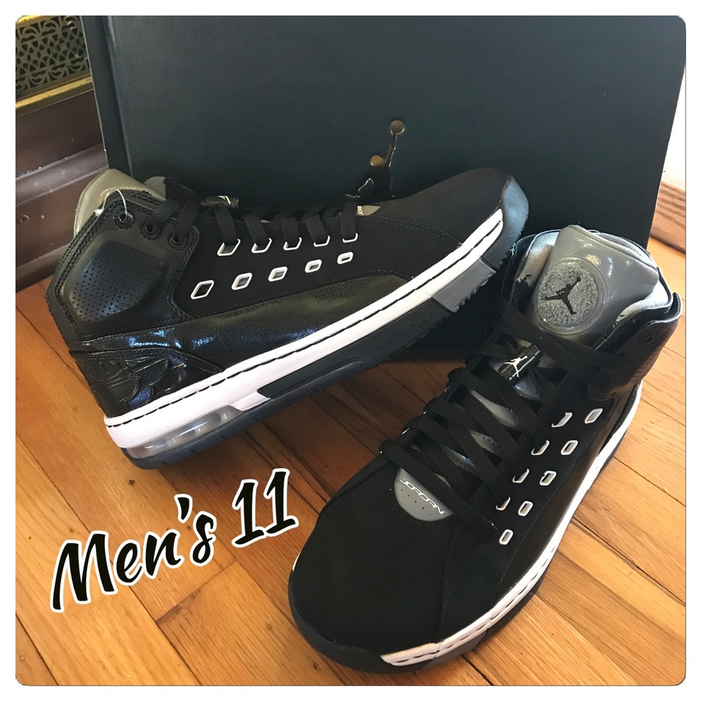 Men’s Jordans NIB